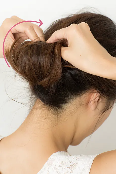 これが最新!結婚パーティー向け「ささっとひとつ結びアレンジ」【ロングヘア編】_5
