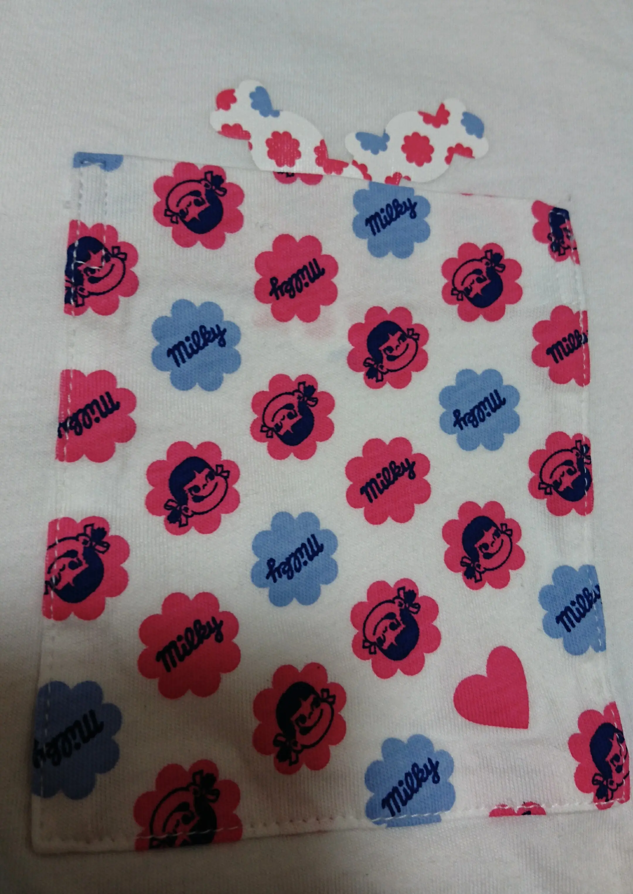 【ユニクロUT】今夏のヘビロテ確実!お菓子とコラボのTシャツ_2