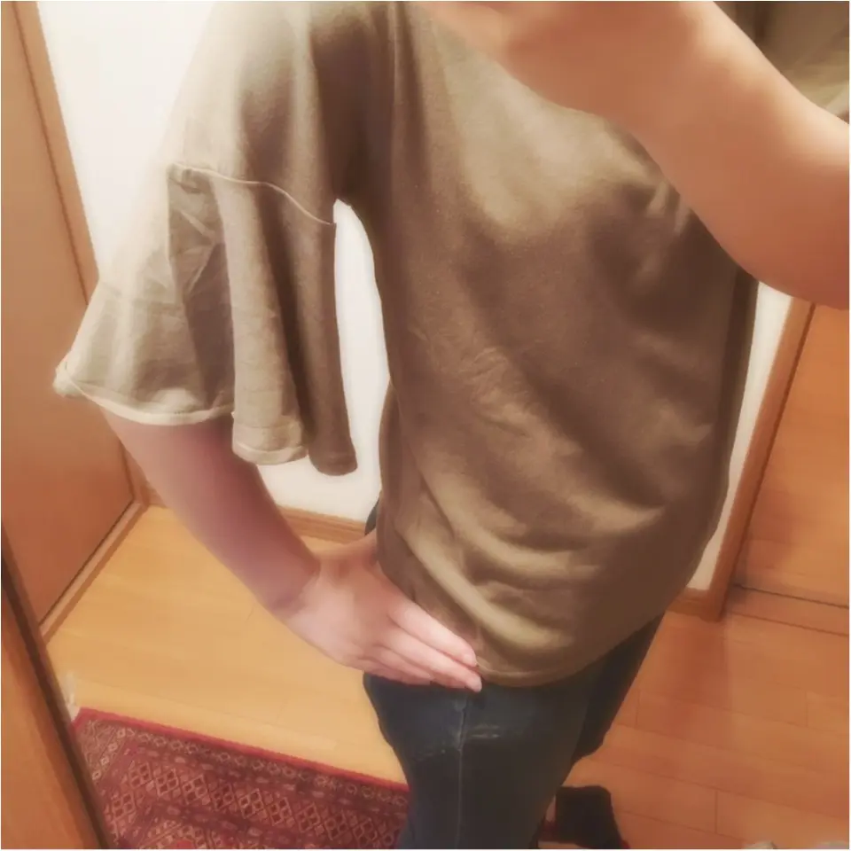 着痩せ力◎【AG by aquagirl】一枚持ってると便利!なトップス★_2