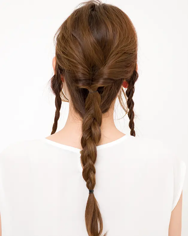 【美容師梅雨ヘアアレンジ】(1)暴走ヘアをレスキュー こなれねじりアレンジ_4