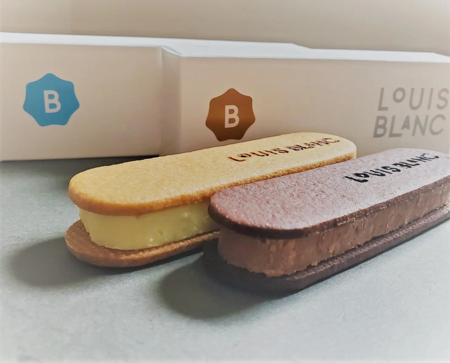 ≪神戸お土産≫濃厚チョコクリームとさくさくサブレのチョコレートサンド専門店【LOUIS BLANC】♡_3