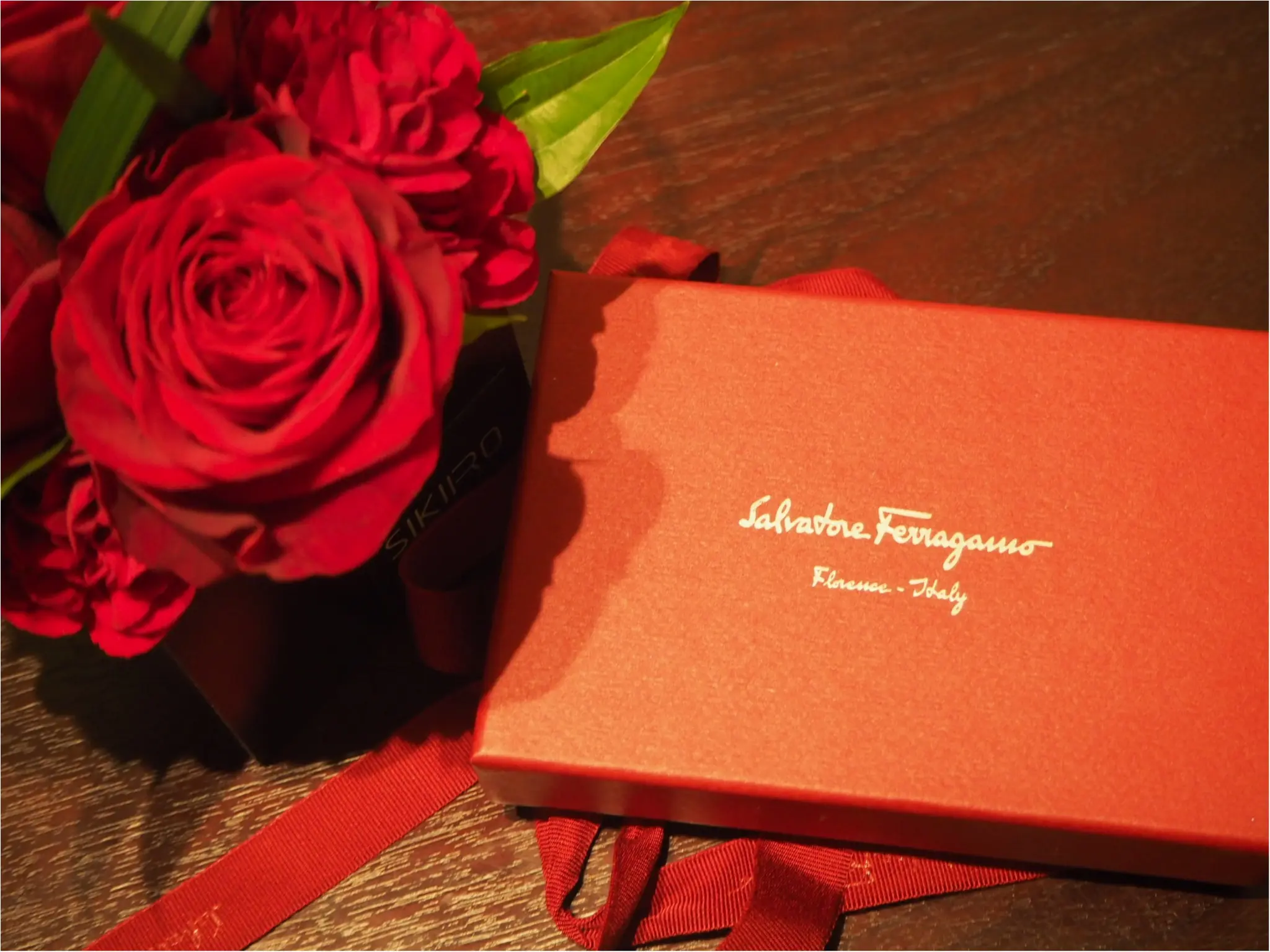 自分へのご褒美は「Salvtore Ferragamo(サルヴァトーレフェラガモ)」のミニ財布をお迎えしました!_1