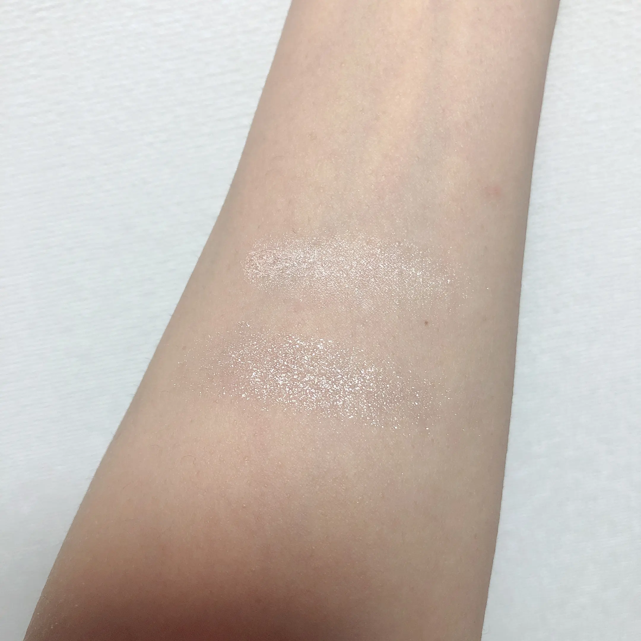 Newコスメ♡プチプラで目元キラキラ!発色も抜群なんです☆コスメ好きに必見。_3