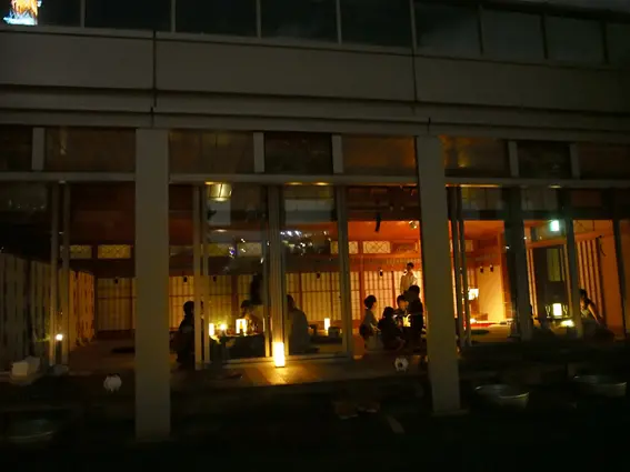 本日8/6から18日までの期間限定【SUZUMUSHI CAFE(スズムシカフェ)】で東京タワーを見ながら一杯どうぞ!_12