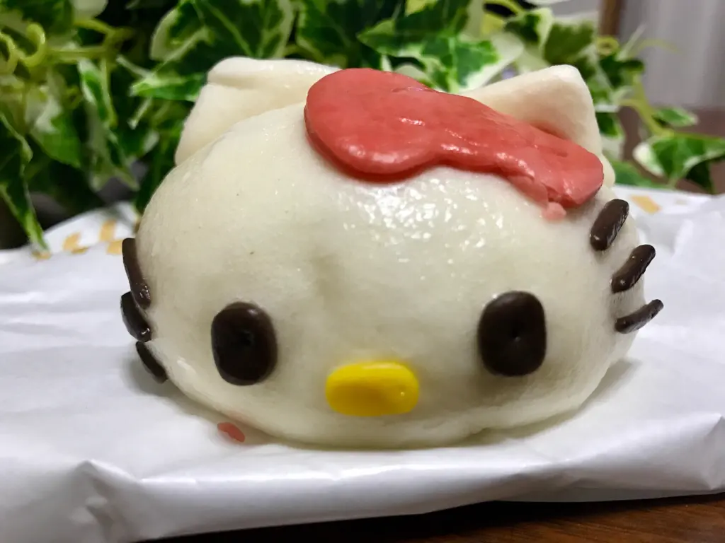 【ローソン】生誕45周年★《ハローキティまん》が可愛すぎて食べられない♡♡_5