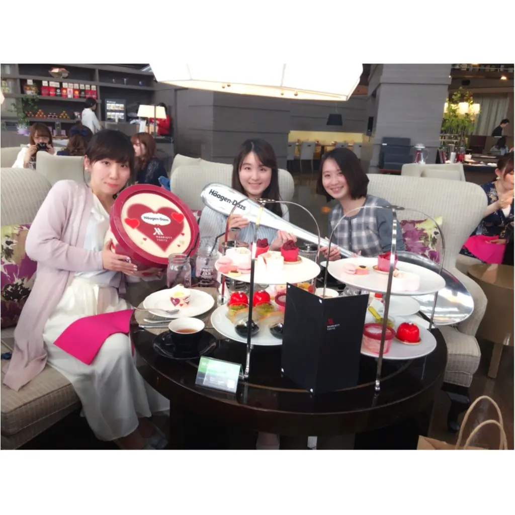 《マリオット東京とハーゲンダッツのコラボアフタヌーンティーが激かわ♡♡》ピンクの世界に思わずうっとり!!_5
