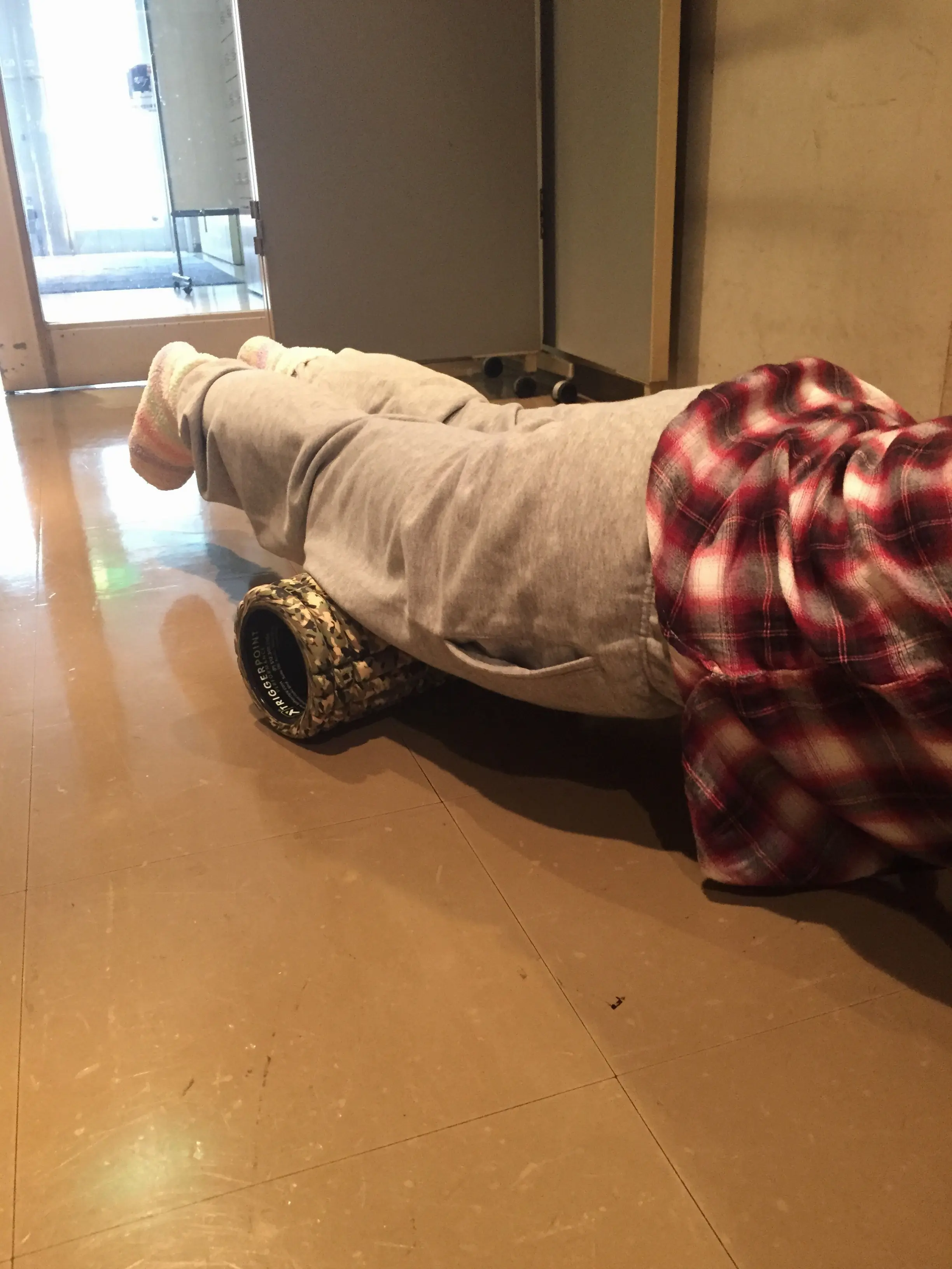 本番2日目★脚の疲れとむくみを撃退✨これだけはおさえておきたい!お薦め《*ストレッチ*》とお気に入りの髪型♪_9