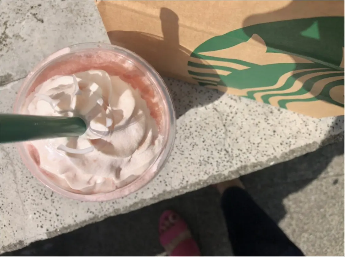 【スタバ】待ってました!!新作《ピーチピンクフルーツフラペチーノ》はとにもかくにも幸せの味❤️_3
