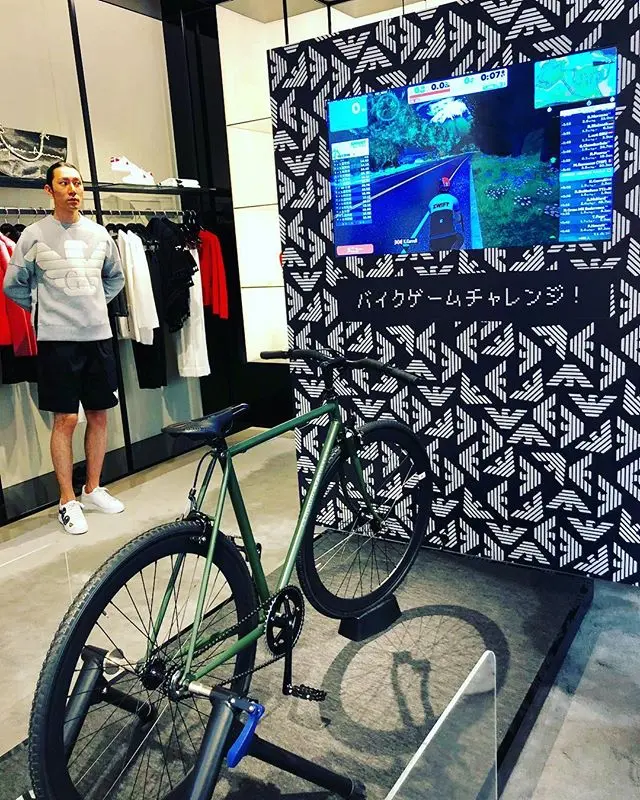 『EMPORIO ARMANI 青山店』がゲームセンターに変身⁉︎_2