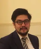 【緊急リモート座談会で判明!】モア世代男子全員に効く!? 最強男子人気コーデは「○○ワンピ」に決定!_2