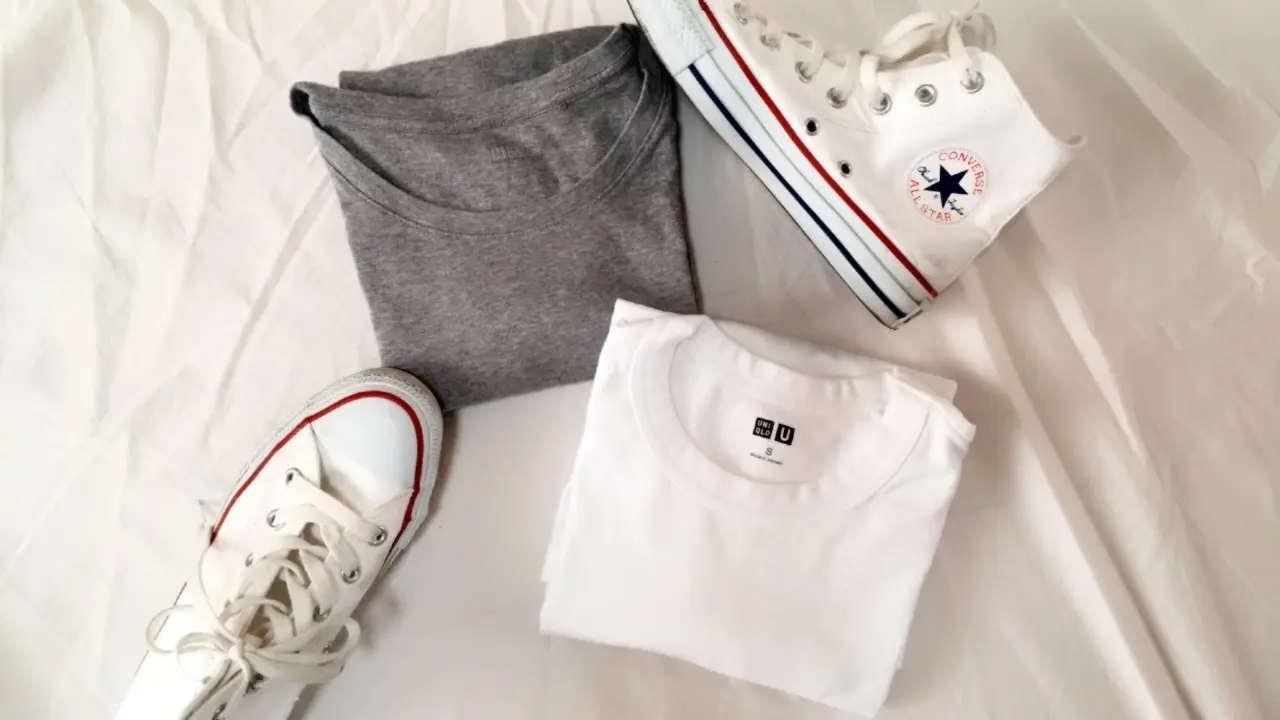 絶対欲しい♡《クルーネックT》UNIQLOとUniqlo Uでどう違う?_1