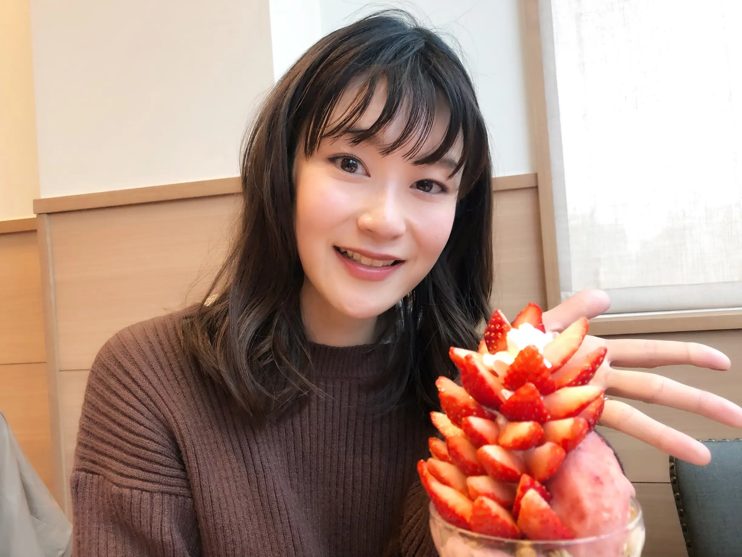 苺苺苺苺苺苺苺苺苺苺苺!今しか食べられない店舗限定パフェが絶品❤️_3