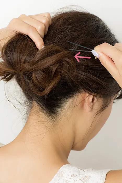 これが最新!結婚パーティー向け「ささっとひとつ結びアレンジ」【ロングヘア編】_6