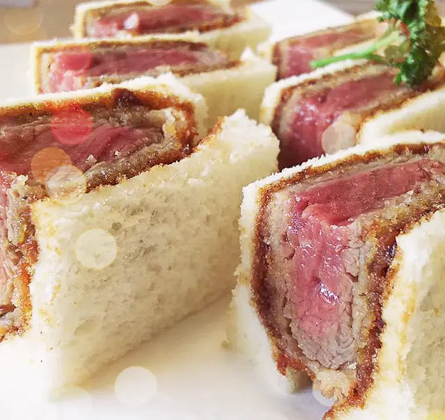 レアでジューシーなヘレ肉が、ランチで味わえる!ビーフヘレカツサンド専門店 「新世界グリル梵」@銀座♡_3