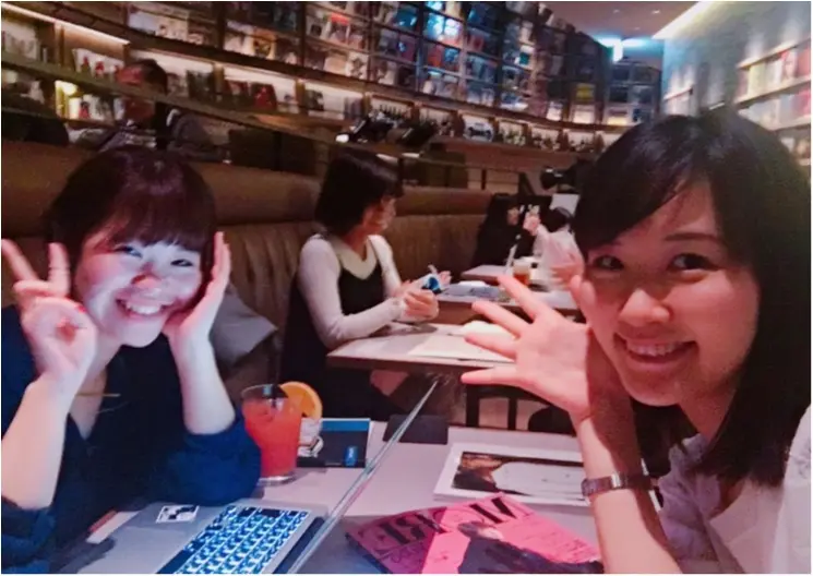《渋谷のど真ん中に"おしゃカフェ"あり!》仕事もできて本も読み放題♡WIRED TOKYO 1999_4