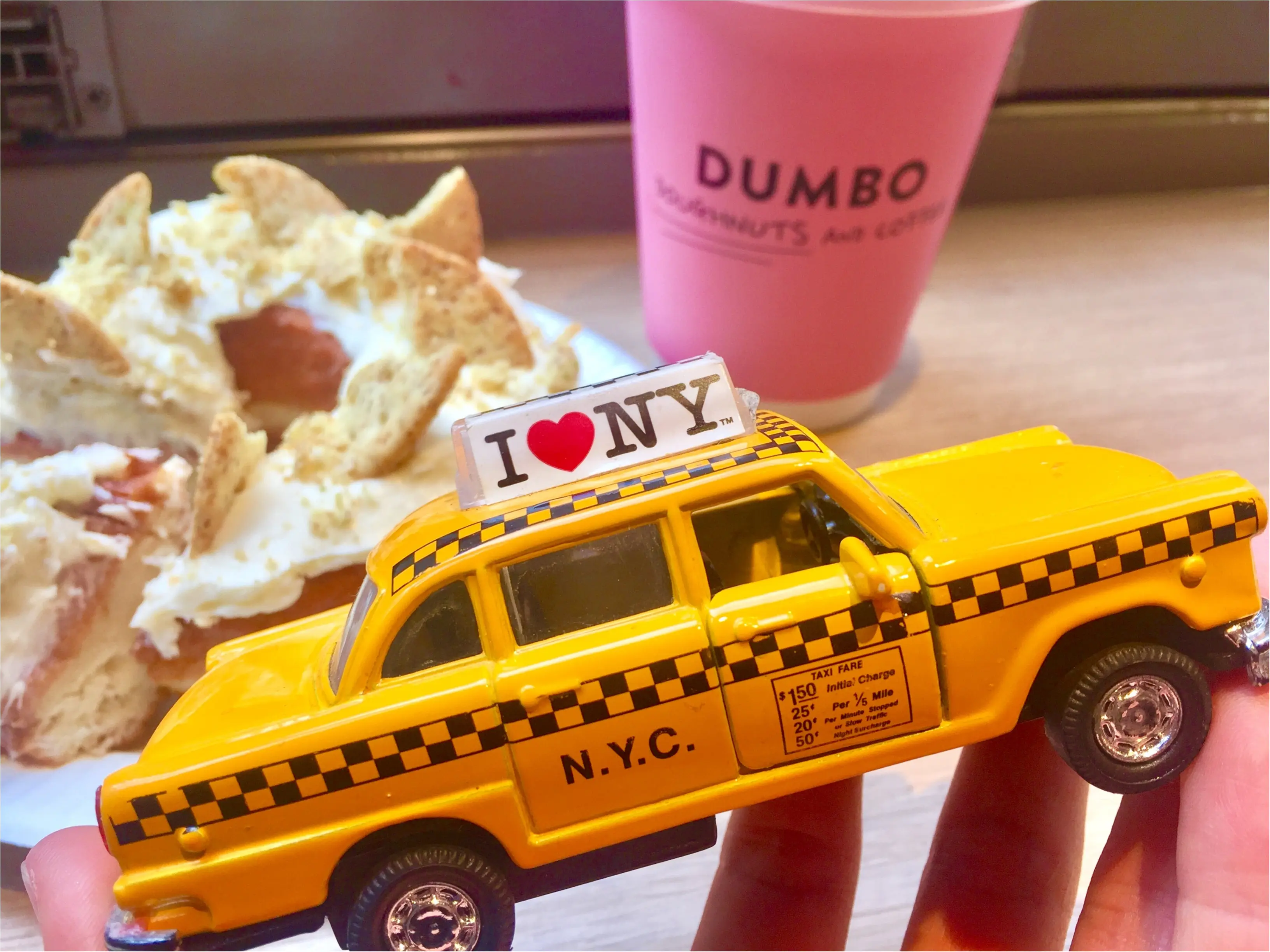 【FOOD】人気の理由を徹底解剖!おしゃれな人はみーんな行ってる♡DUMBO Doughnuts and Coffee♡_4