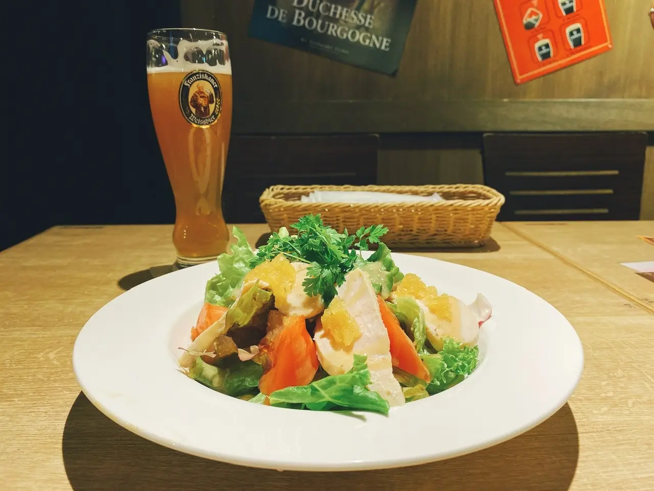 【横浜グルメ】世界各国のビールが集結!常時200種類以上揃う《世界のビール博物館》へ♡_4