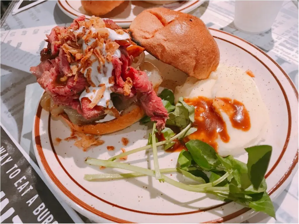 【J.S.Burgers Cafe】から《クリスマス限定メニュー》が新登場★ローストビーフとチキンバーガーが同時に堪能できちゃいます♡♡_4