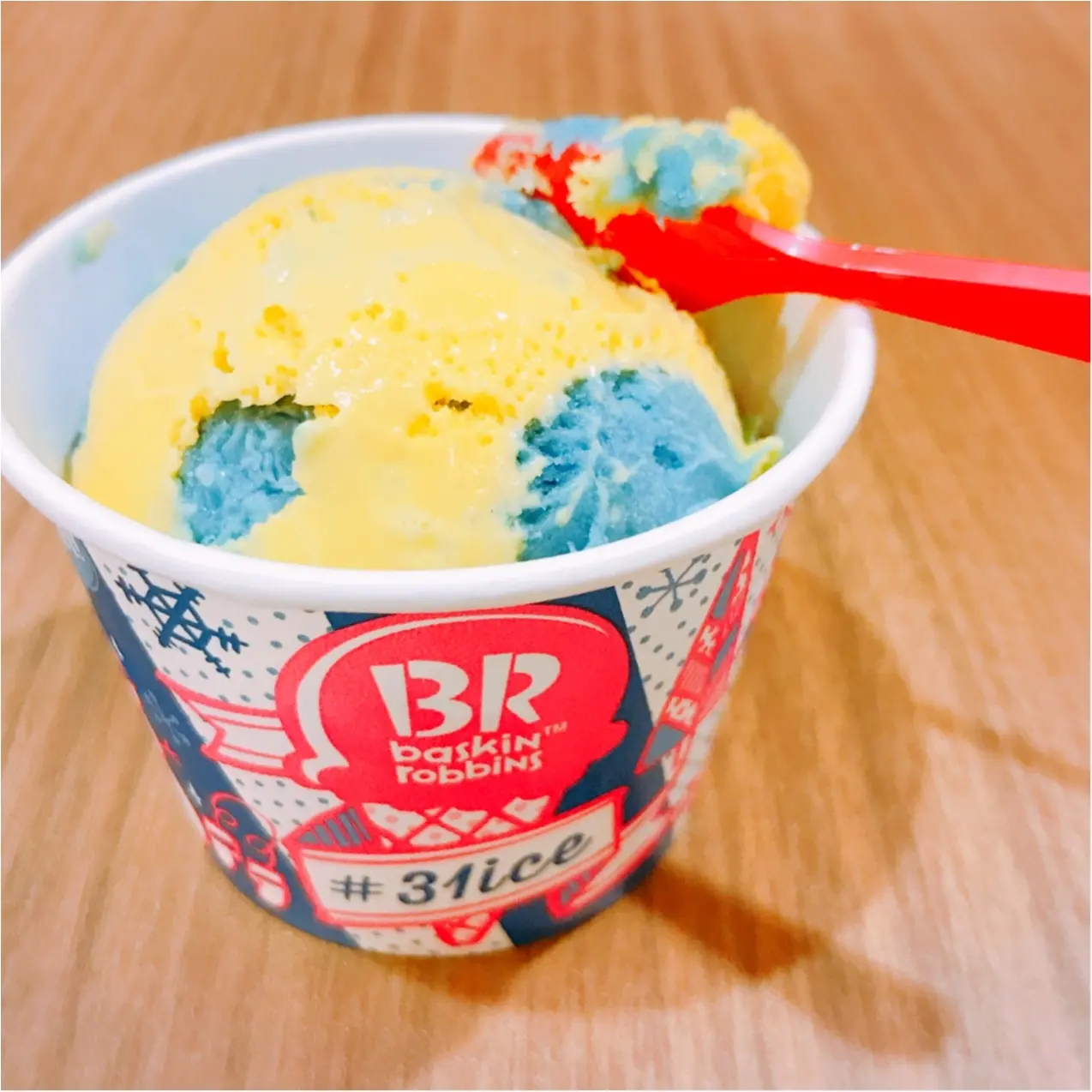 ミニオンがサーティワンをジャック!?ミニオンカラーの限定フレーバー、もう食べた?♡_2