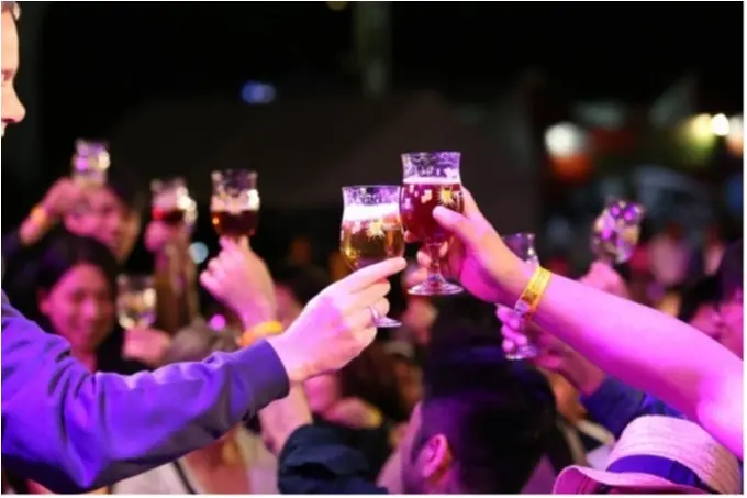 98種類のベルギービールで乾杯ができるオープンビアテラス 記事Photo Gallery_1_9