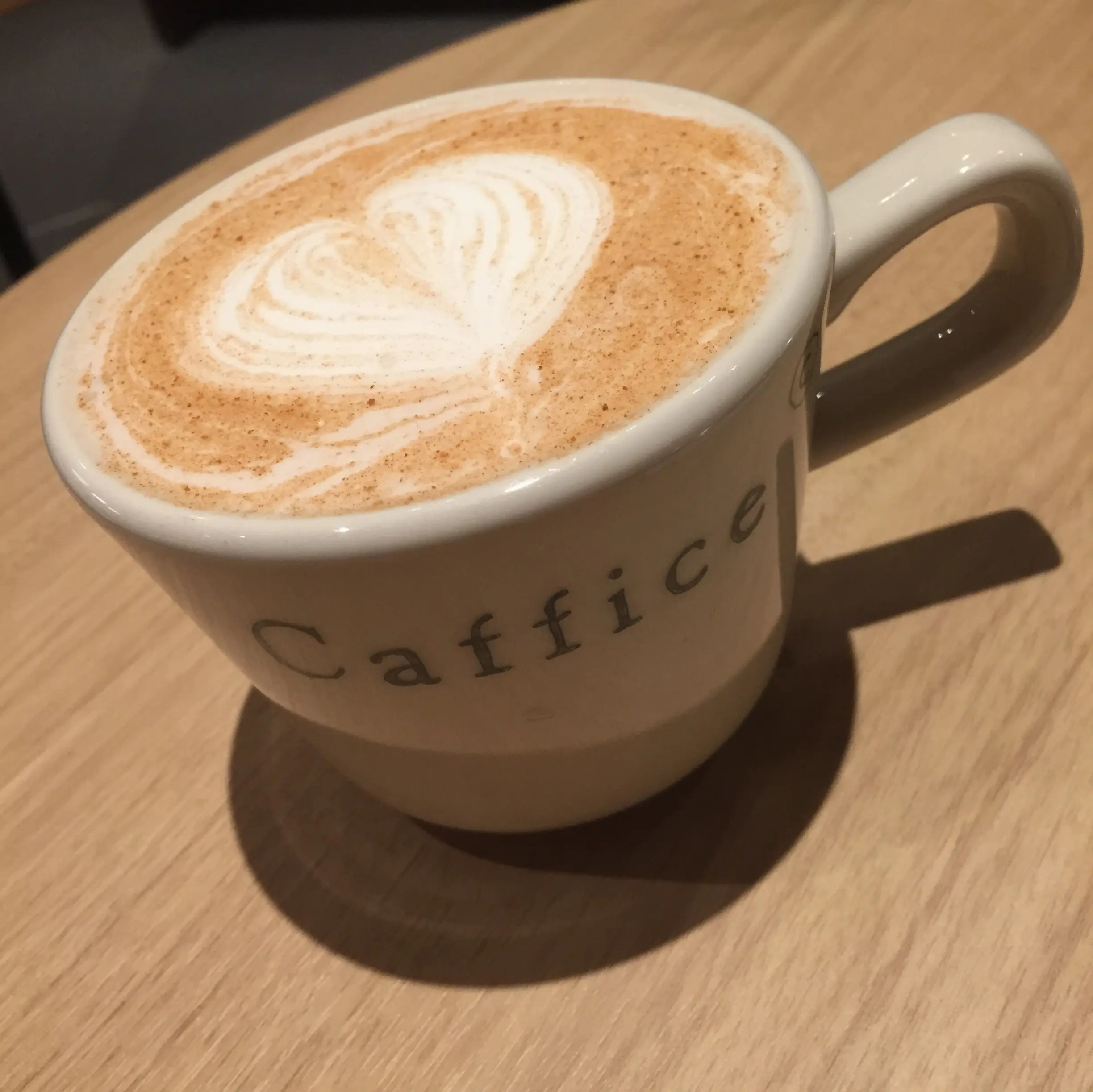 《*Cafe*》新宿三丁目駅直結!電源Wi-Fi完備のCAFE+Office✨メニューも充実のCafficeがお薦め☆_8