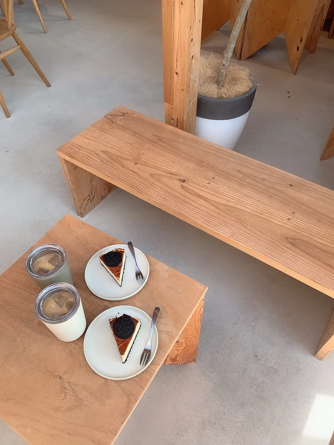 おしゃカフェ巡りと今日のコーデ_2