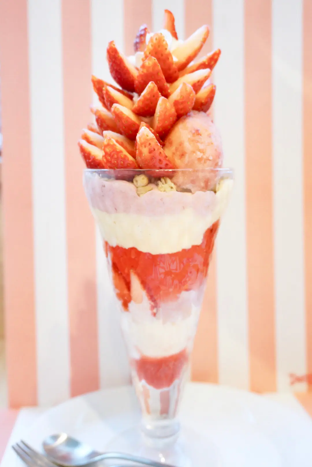 苺苺苺苺苺苺苺苺苺苺苺!今しか食べられない店舗限定パフェが絶品❤️_1