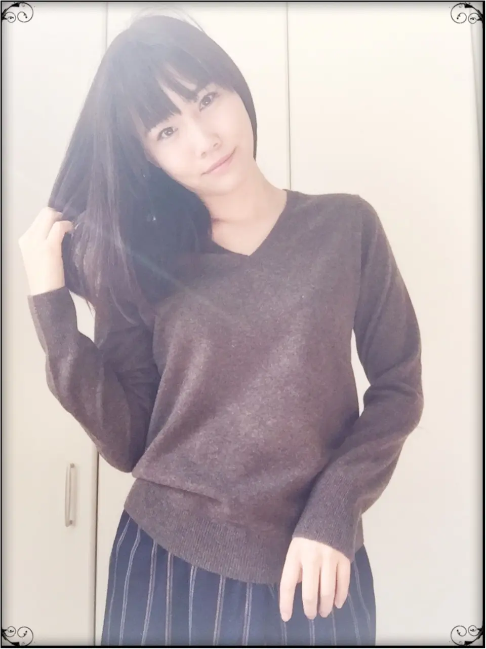 …ஐ 【ユニクロカシミヤVネックセーター】イロチ買いマストの100%カシミヤ素材♥️ふんわり軽くて温かい肌ざわりをこの値段で買えるのはユニクロだけ‼︎ ஐ¨_5