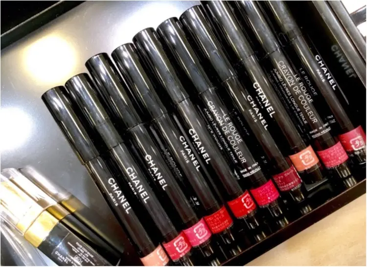 明日発売!【CHANEL】新作クレヨンリップを一足お先にお試し❤️プロのメイクさんに学ぶ《周りと差がつく最先端リップメイク》とは⁈_2