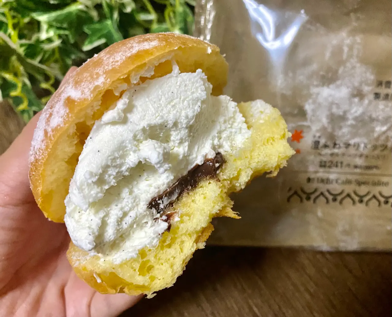 【ローソン新作】ついに《マリトッツォ》登場!なんとヘーゼルナッツチョコ入り♡_4