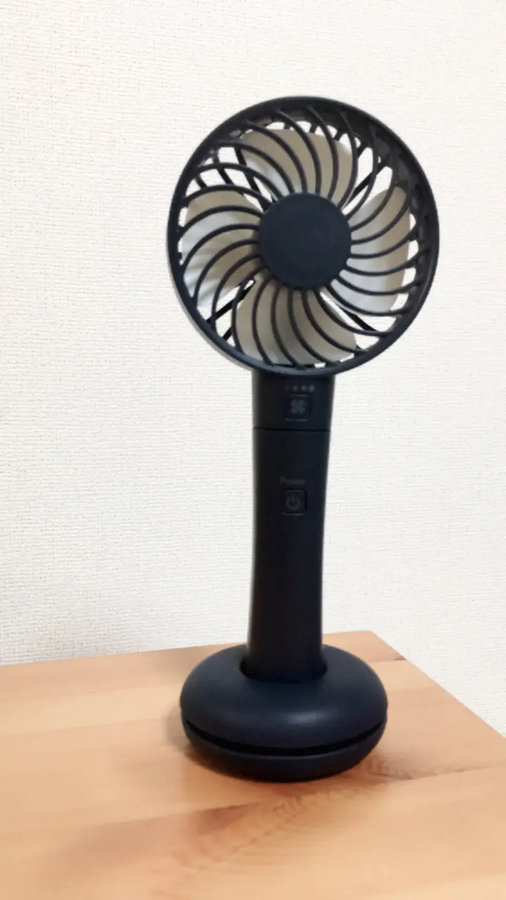 スマホの充電もできちゃう!とても便利な《ハンディファン》はこれ♡_3