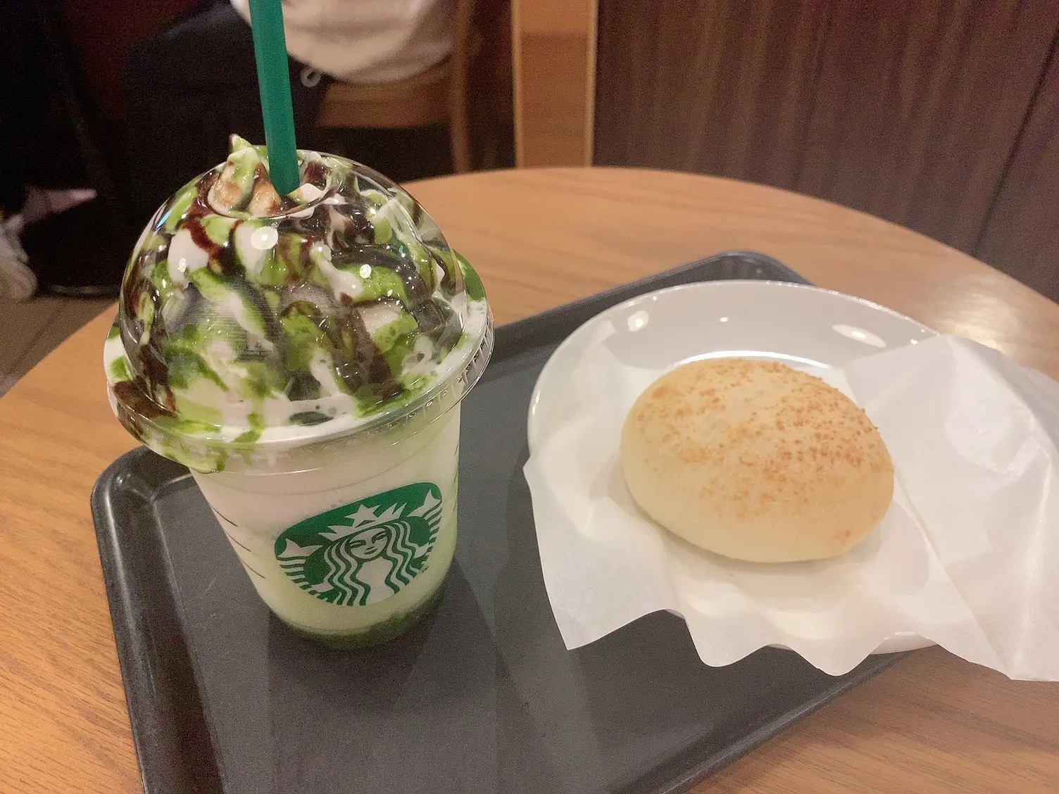 飲めるのはあと3日だけ!おすすめ無料カスタム、超濃厚「抹茶 ホワイト チョコレート フラペチーノ」_3