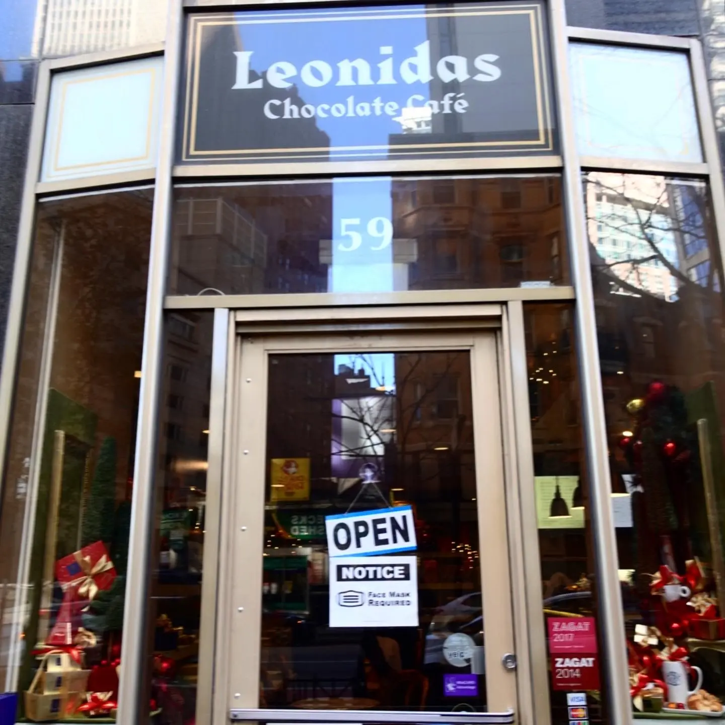 シカゴ レオニダスカフェに行ってきた チョコレート屋さんだけどクレープとワッフルも絶品 アメリカ Moreインフルエンサーズブログ Daily More