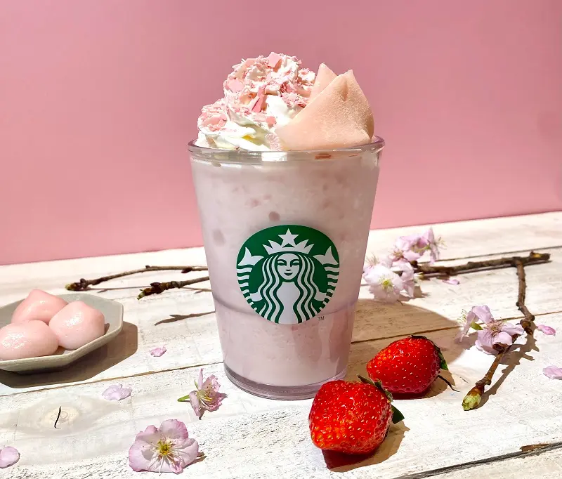スタバ新作2022「さくら ストロベリー 白玉 フラペチーノ」実物正面