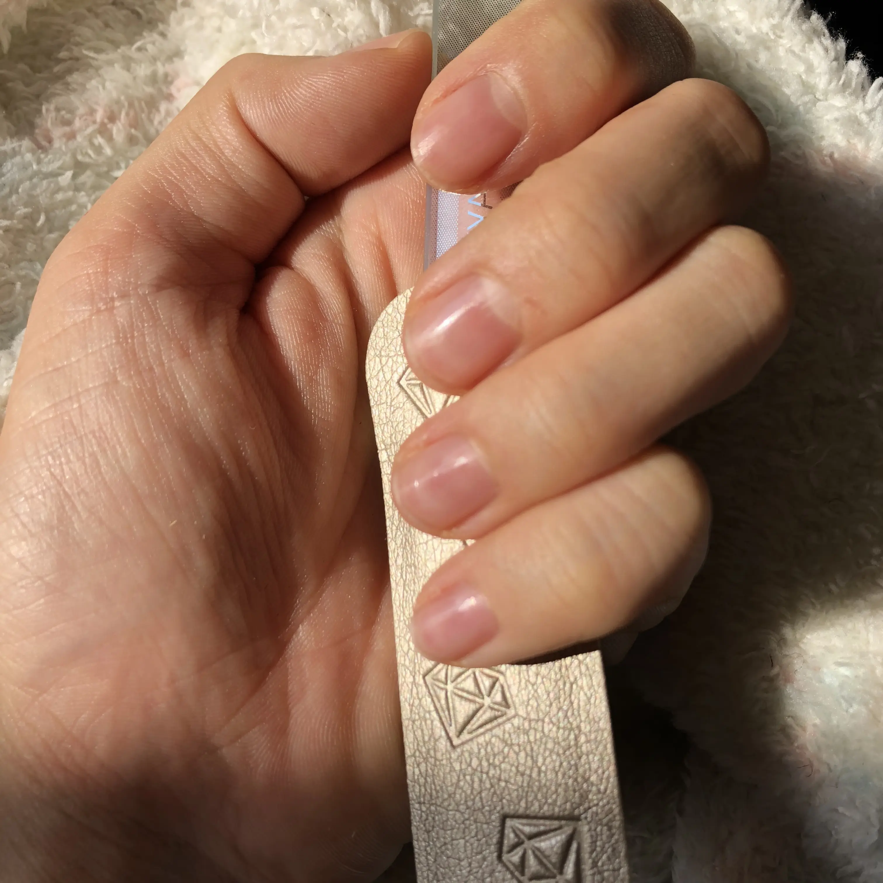 《ネイル》たった5秒でツルピカのすっぴん爪に♡_2