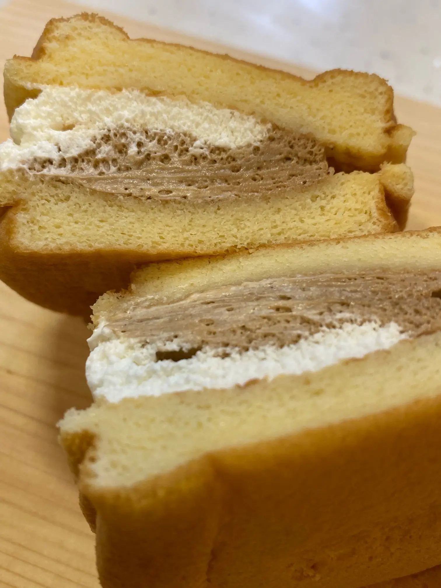 《午後の紅茶ミルクティー》味のスフレワッフルが期間限定で登場!_3