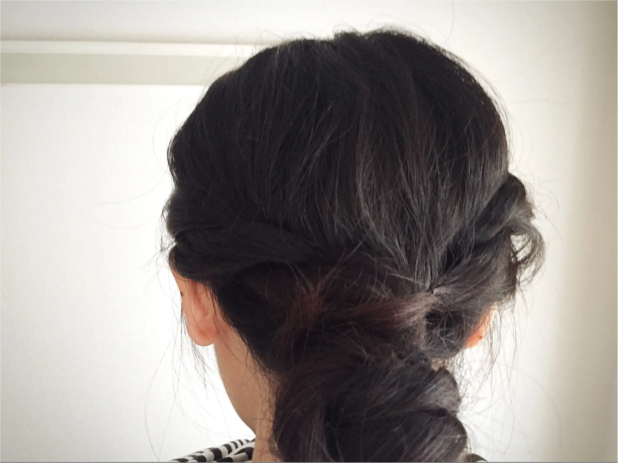暑い日を乗り切る!ねじってまとめるだけの簡単ヘアアレンジ♡*_1