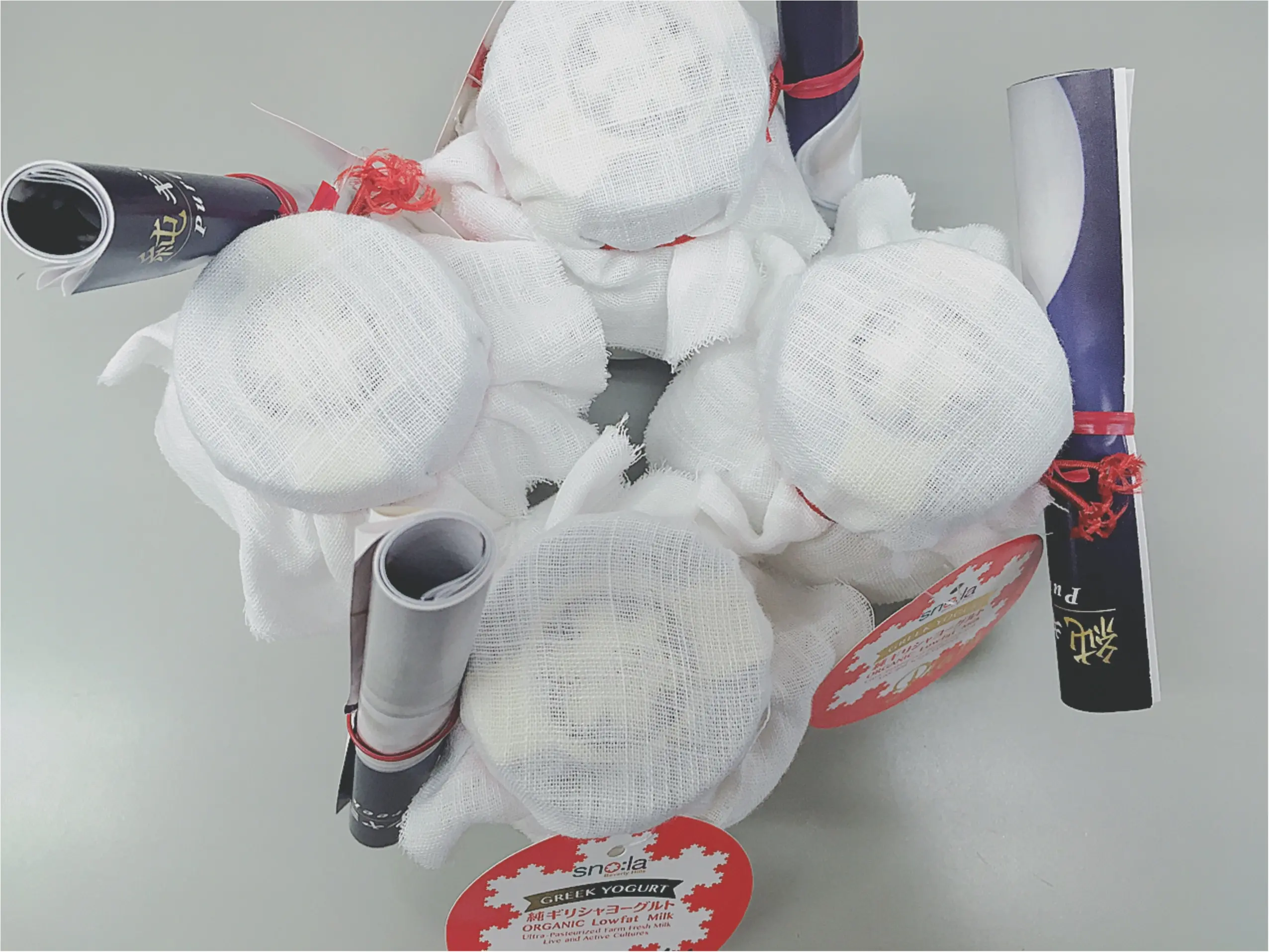 ビバリーヒルズ発★【ナチュラルローソン限定】クリームのようななめらかさ。スプーンを逆さまにしても落ちないヨーグルトって!? _2