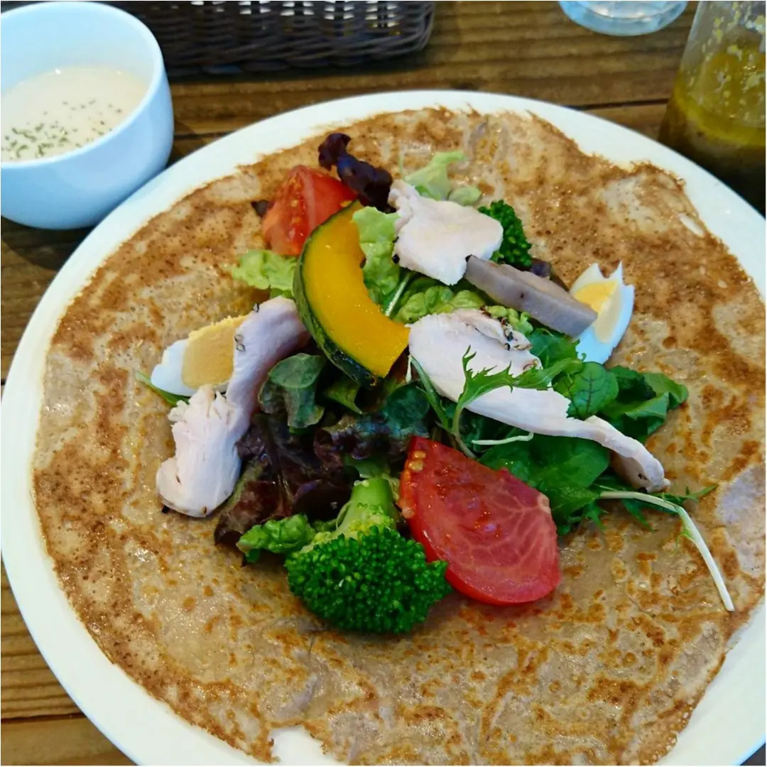 必見!【ガレット×サラダ】でおいしく健康ランチ♡_1