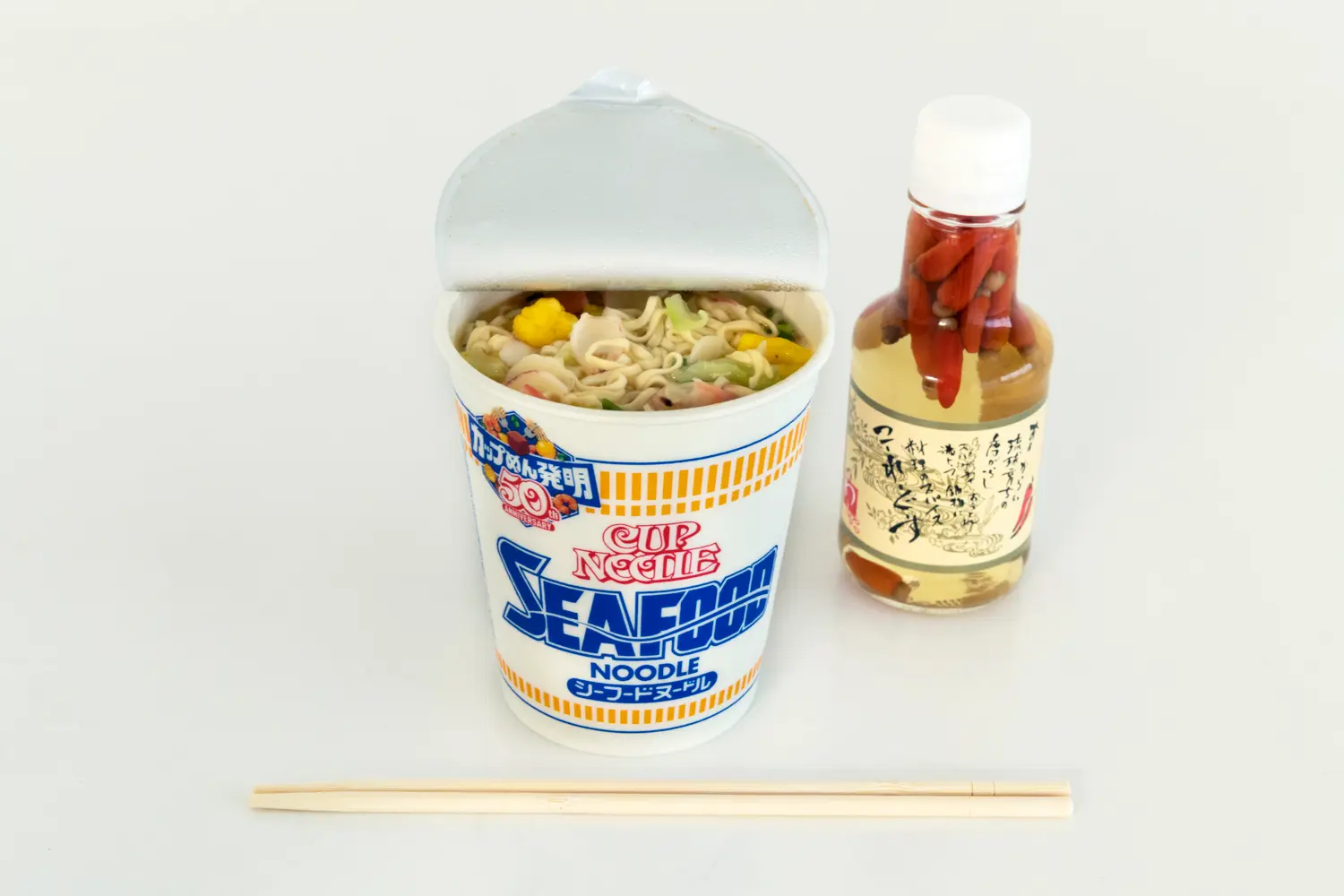 “神調味料”をお試し! カップラーメンや餃子に、さっとひとかけ!!_3