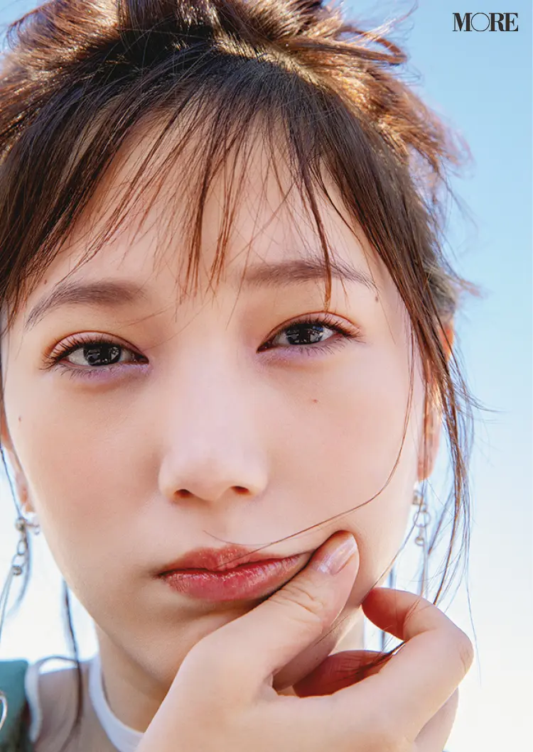 『ディオール』の限定パレットで、本田翼が大人のカラーメイク♪ ヘルシー感あふれる色で春顔へ_3