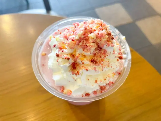 【スターバックス】新作《さくら咲いたベリーフラペチーノ》発売日に飲んでみた!_3