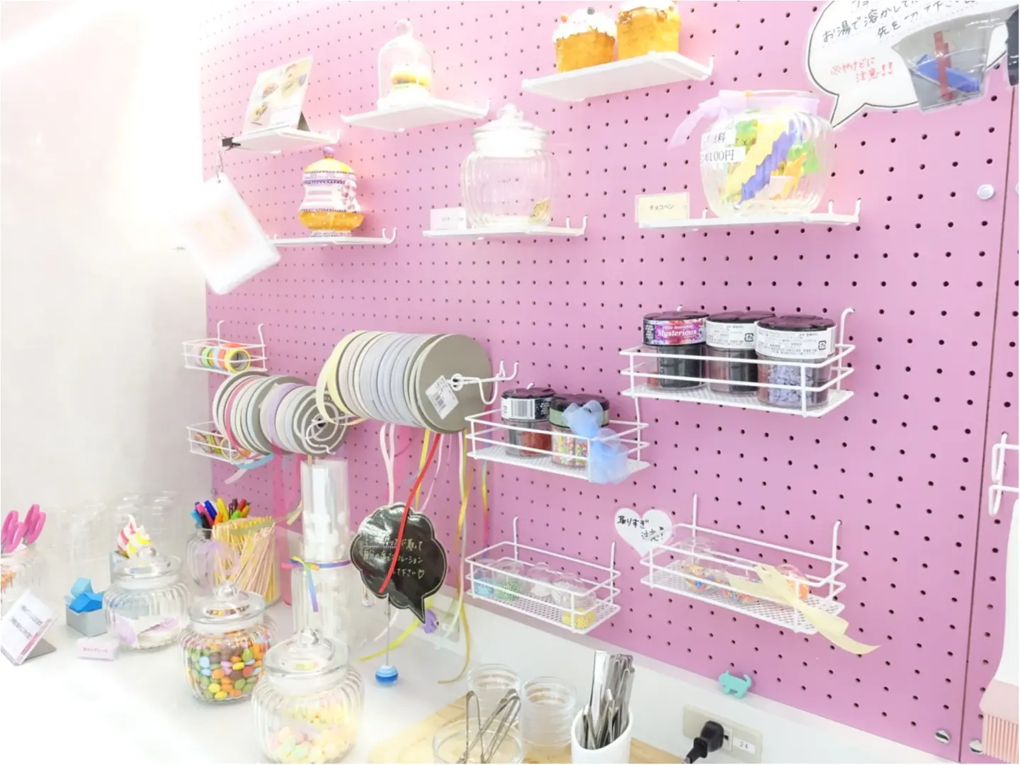 かわいい手作りスイーツを楽しむ『Whip』で、フォトジェニックな【デコロリポップ】を作ってきました! 教えてくれたのはなんと、、、人ではないんです!! _3