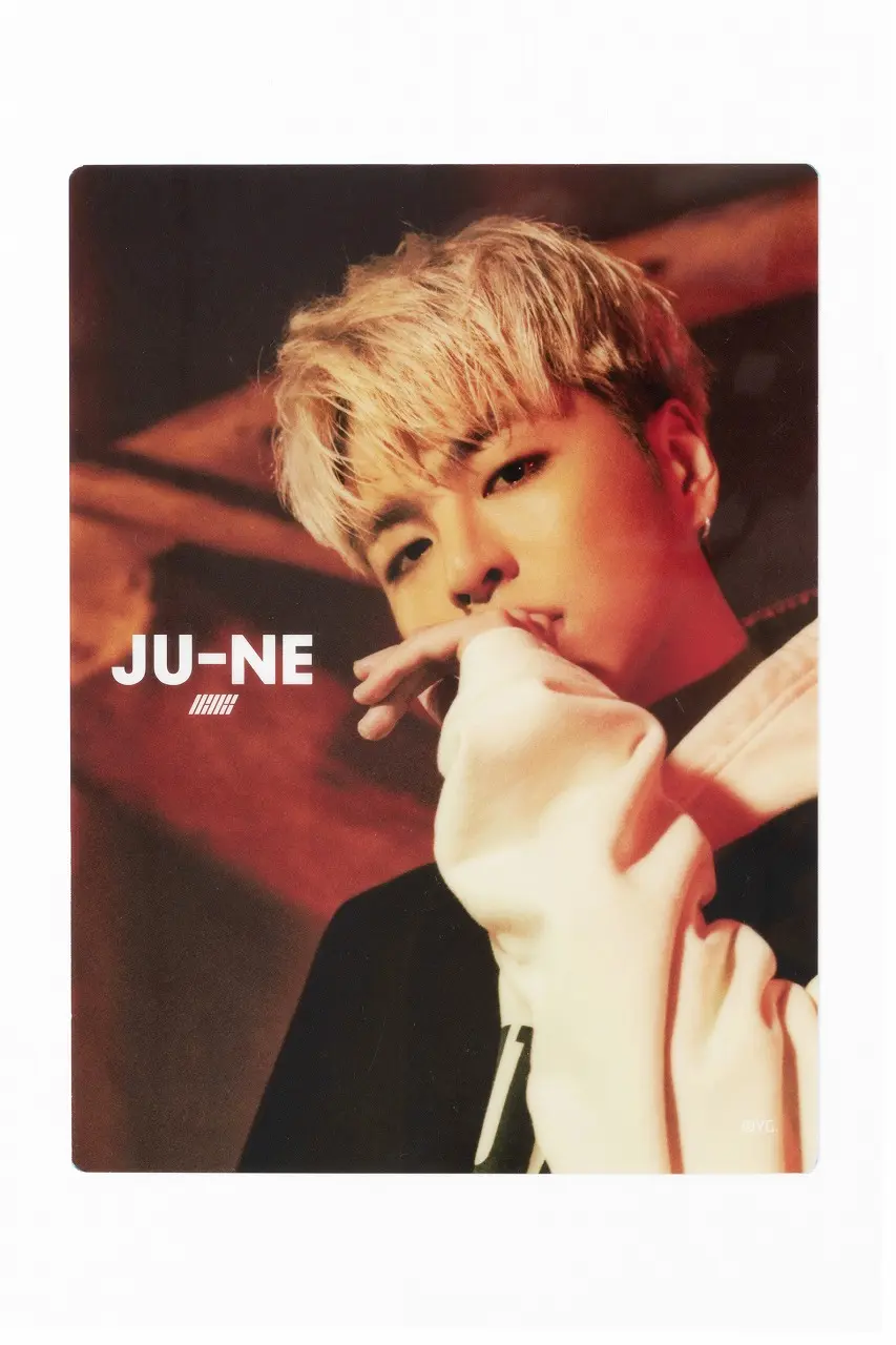 iKON FILM CONCERT TOUR 2021 GOODS、好評販売中!_17