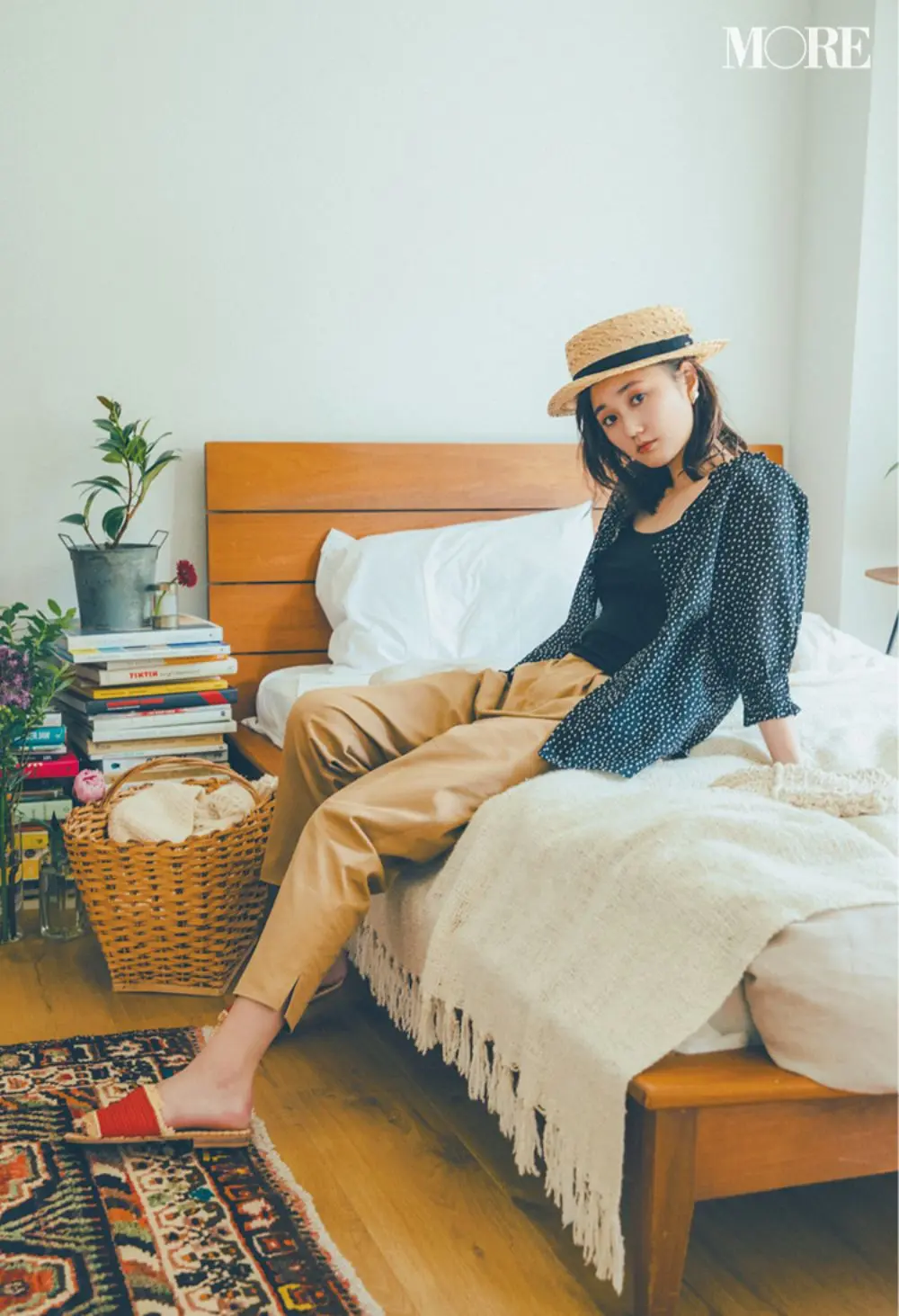 チノパン特集《2019春夏》- きれいめカジュアルにおすすめボトムのレディースコーデ_7