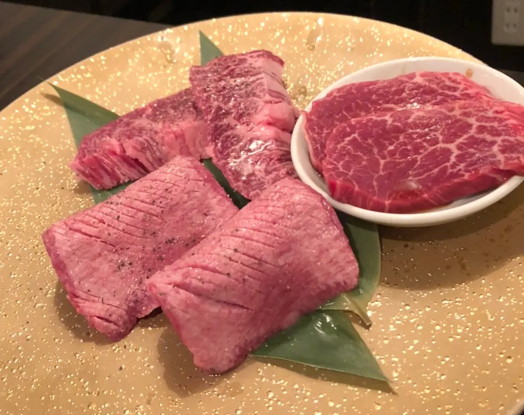 【食べログ ランキング1位!】予約困難の超人気焼肉店《SATOブリアン》に行ってきました♡_7