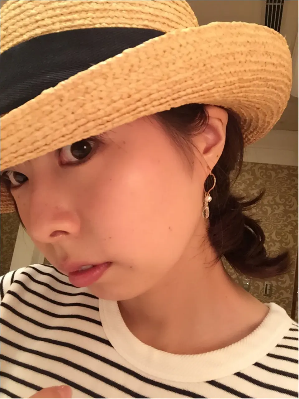 ストローハットの王道!Helen Kaminskiでプチバカンスコーデ_4