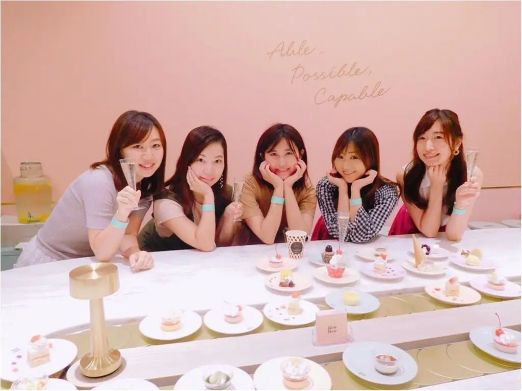 【ご当地モア❤️東京】回転寿司ならぬ“回転スイーツ”!?「MAISON ABLE Cafe Ron Ron 」でモアハピ部女子会〜食べ放題をお得にする裏ワザも✨_8