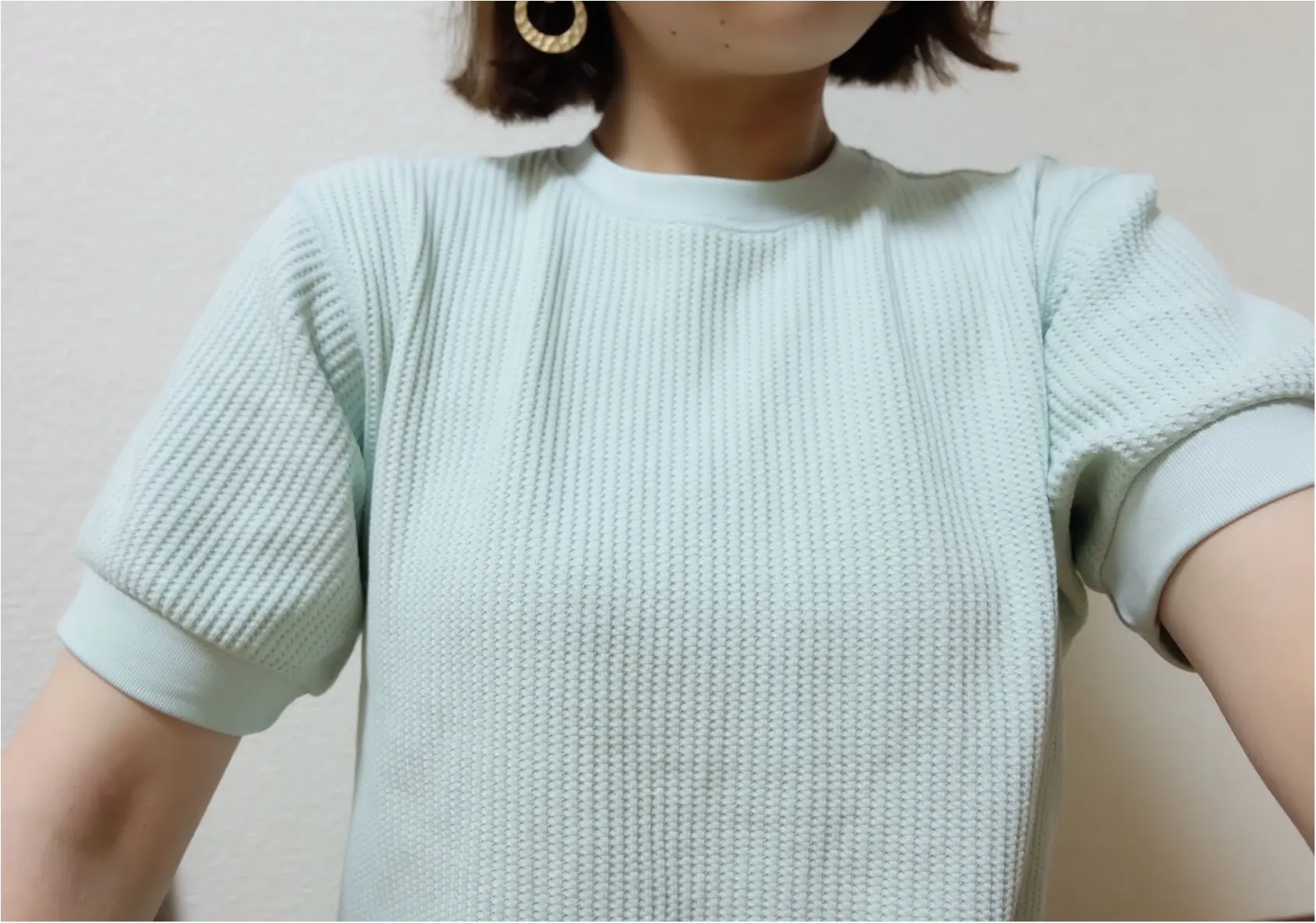 【UNIQLO】腕が細く見えるワッフルTのヒミツ♡¥1500で着痩せしちゃおう♡コーデ組みあり☝︎_2