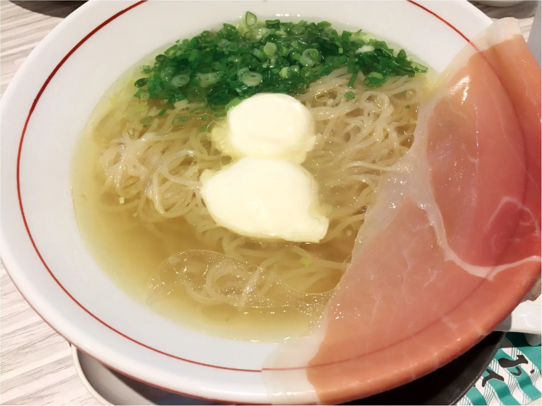 ミシュランに選ばれたラーメンを食べてみた。_4